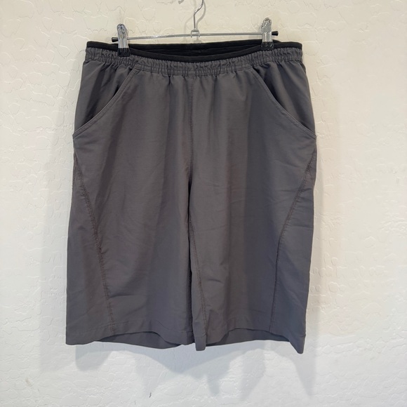 The North Face Other - The North Face Charcoal Grey Athletic Shorts Mens Medium Athleisure Workout